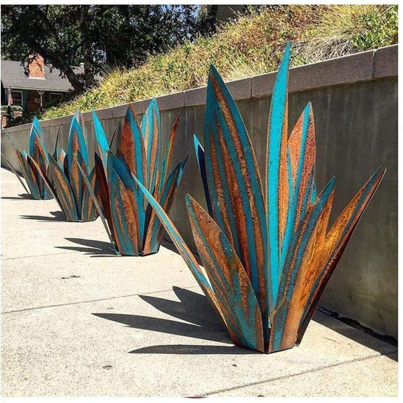 Sculpture Rustique de Tequila – Image 6